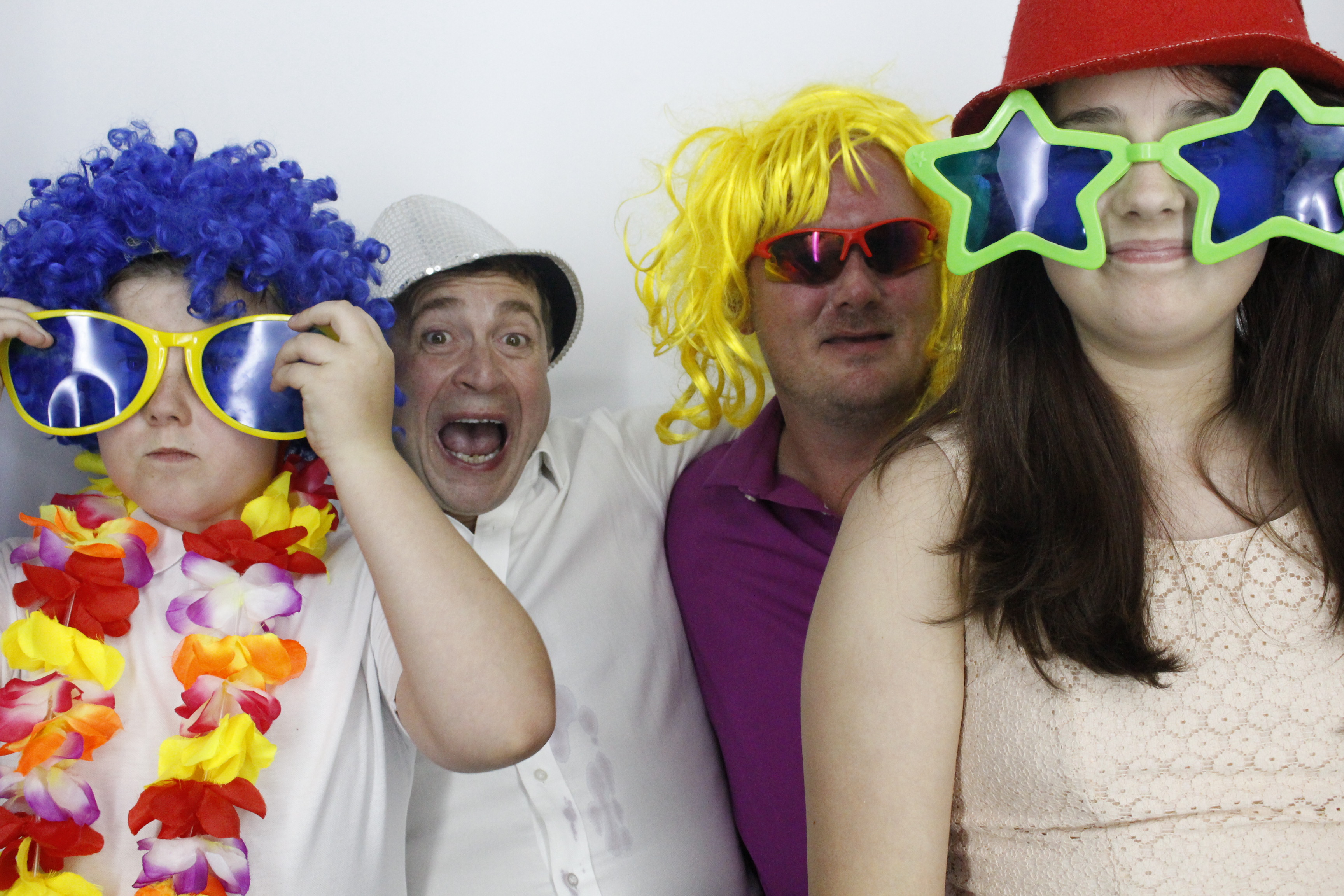Sam & Rachel's Wedding | View more photos from the event at gallery.myphotoboothexperience.co.uk/u/MyPhotoBoothExperienceLtd/Sam-Rachels-Wedding